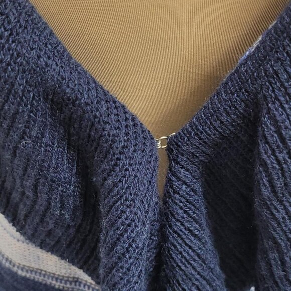 Carolyn Taylor women’s size small multi blue colored cardigan - Picture 5 of 6